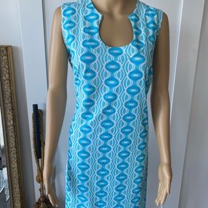 Katherine Way sleeveless Women’s light blue dress. Sz L. Pull over.
